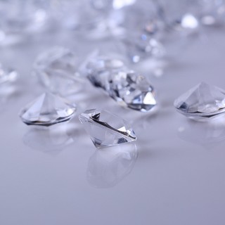 1000 pcs Clear 10mm Diamond Shape Table Confetti Gem Scatter Wedding Decoration
