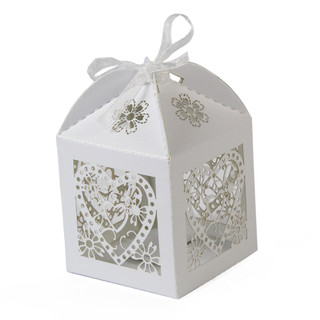 100 x White Love Heart Laser Cut Wedding Favour Boxes Bomboniere Candy Bags
