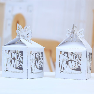 100 x White Mr&Mrs Laser Cut Wedding Favour Boxes Bomboniere Candy Bags